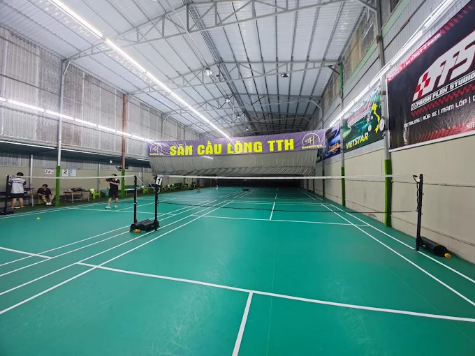 Sân cầu lông TTH