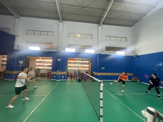 Sân cầu lông Trung Tâm Thể Dục Thể Thao Quận 10