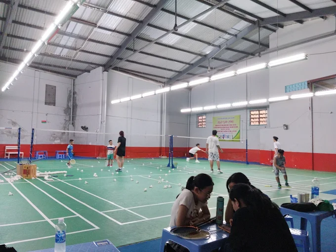 Sân cầu lông Đông Hồ