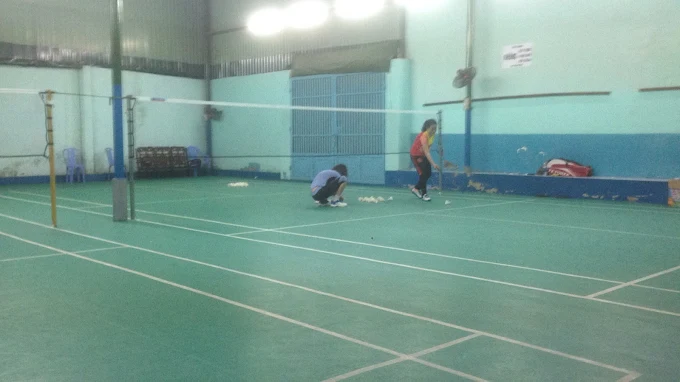 Sân cầu lông 98