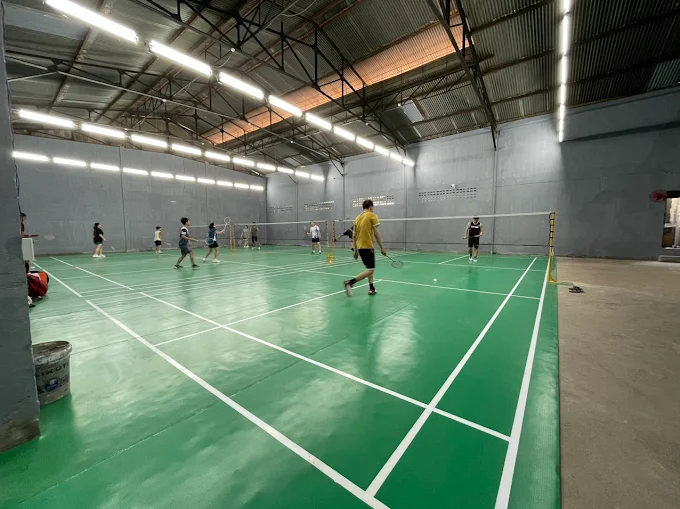 Sân cầu lông Bùi Thị Xuân