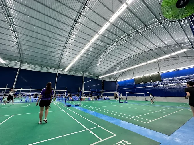 Sân cầu lông Tân Bình - Hoàng Hoa Thám