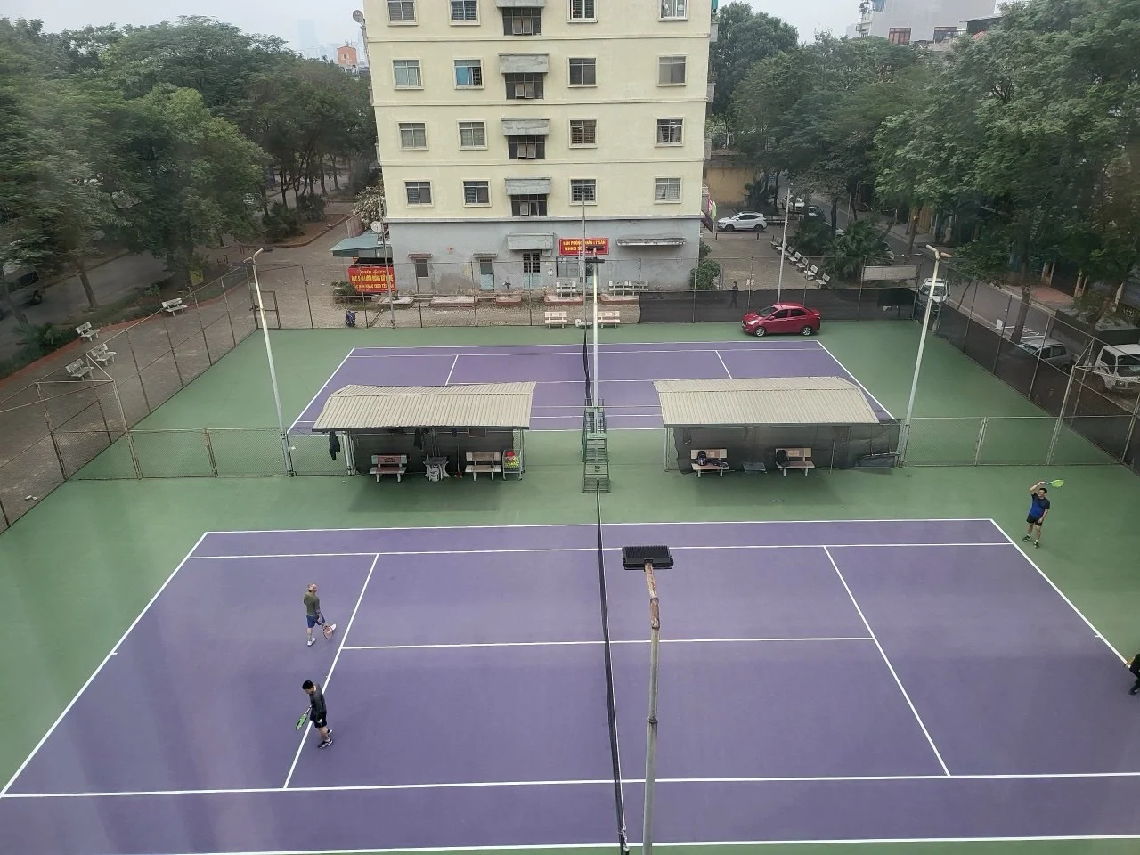 Sân tennis Đô Thị Định Công