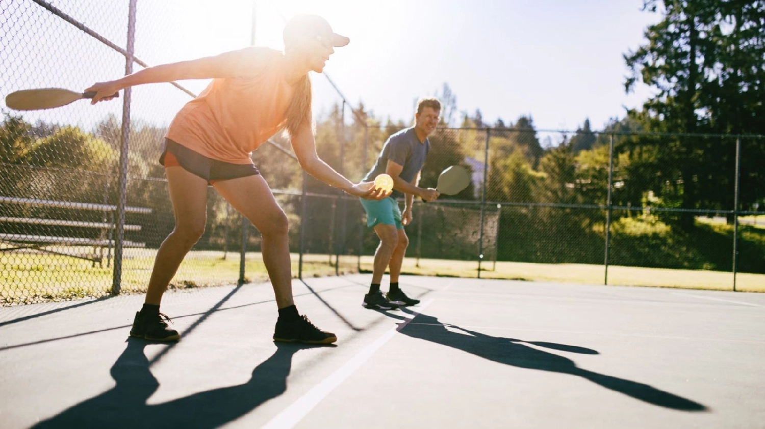 Di chuyển nhiều trong pickleball có thể gây đau gót chân