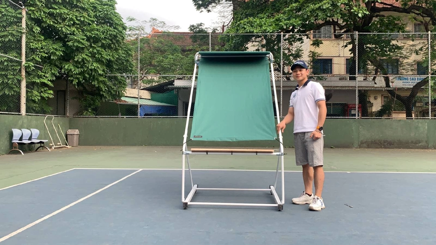 Bức tường tennis