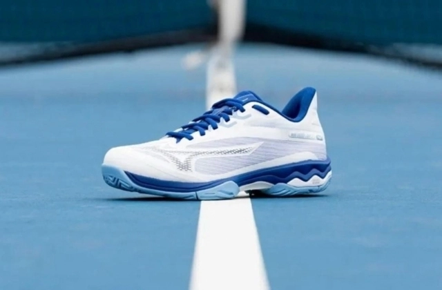 Giới thiệu giày pickleball Mizuno