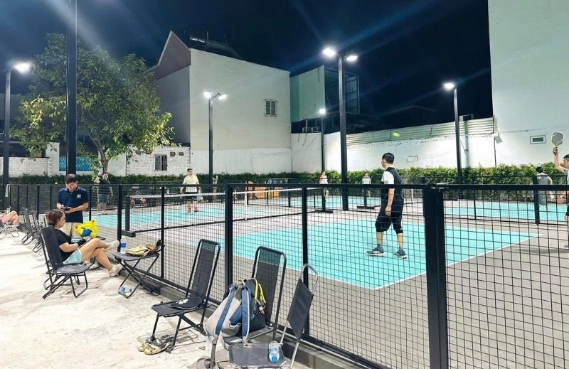  Mẫu hàng rào sân Pickleball sắt thép 3