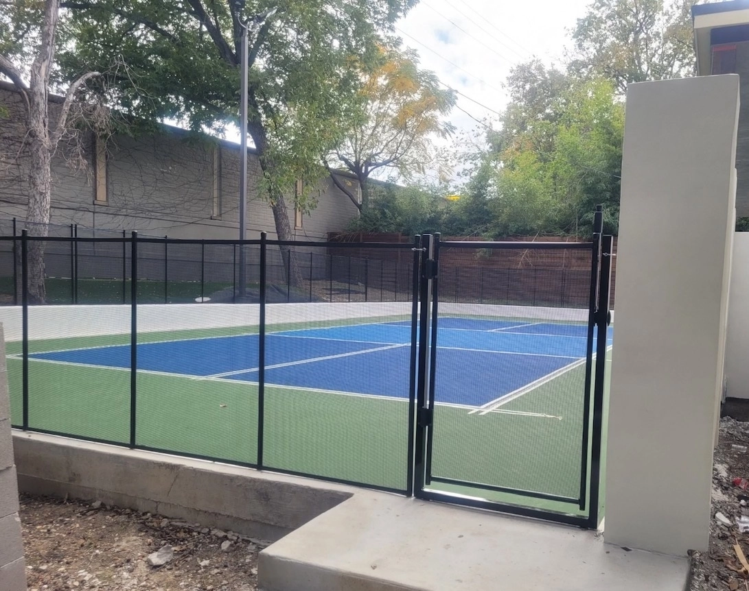  Mẫu hàng rào sân Pickleball sắt thép 4