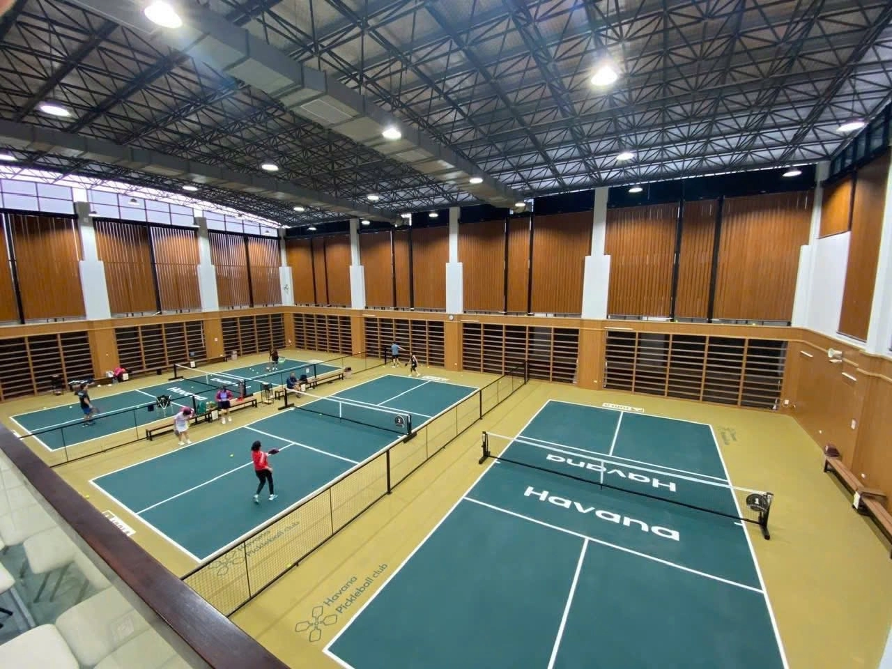 Havana Pickleball với các cụm sân trong nhà