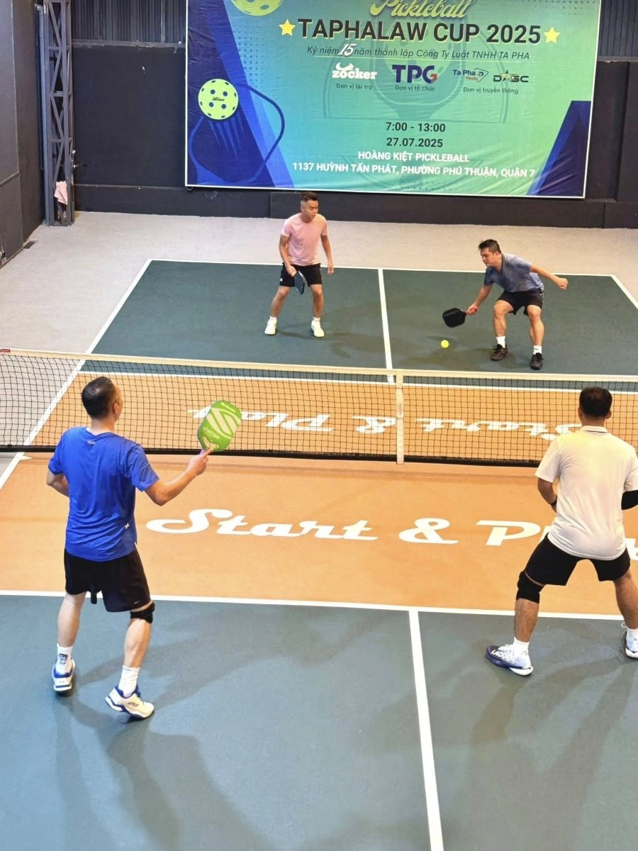 Dịch vụ tại sân Hoàng Kiệt Pickleball