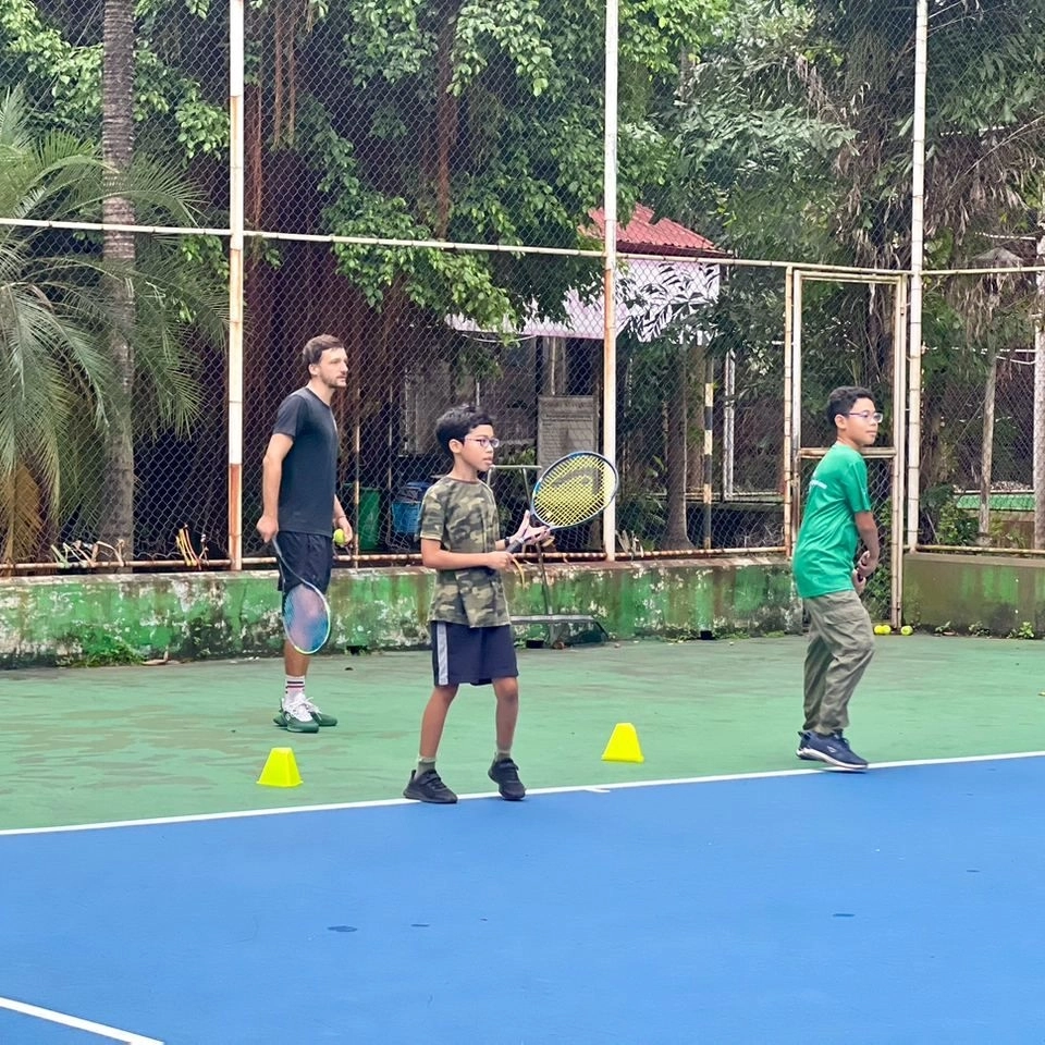 FL Tennis Academy Hanoi