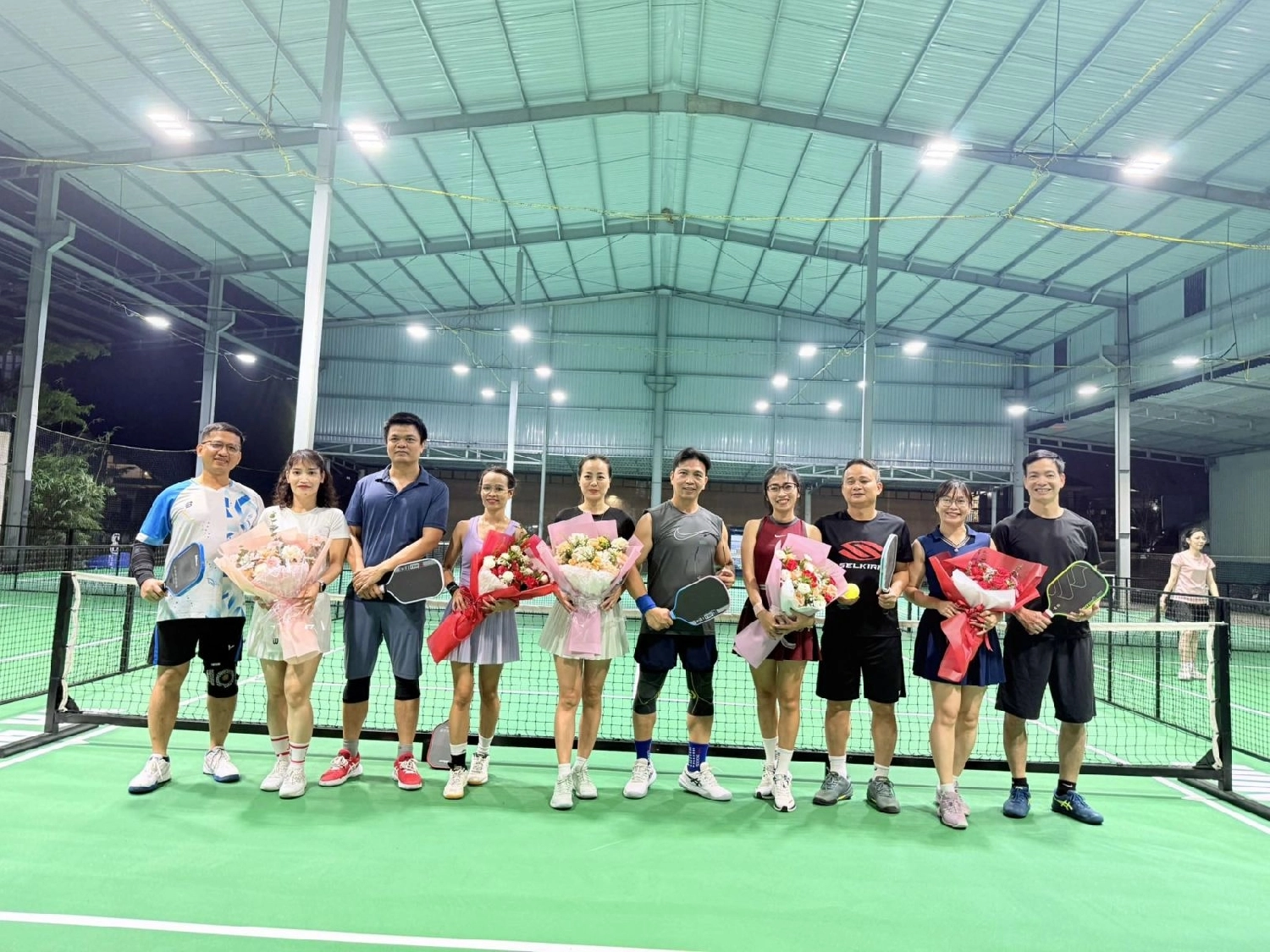 Hoạt động xé vé tại sân hùng hà pickleball