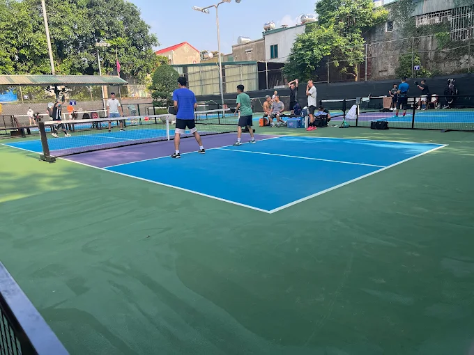 Các dịch vụ tiện ích tại sân Hữu nghị Pickleball Hà Nội