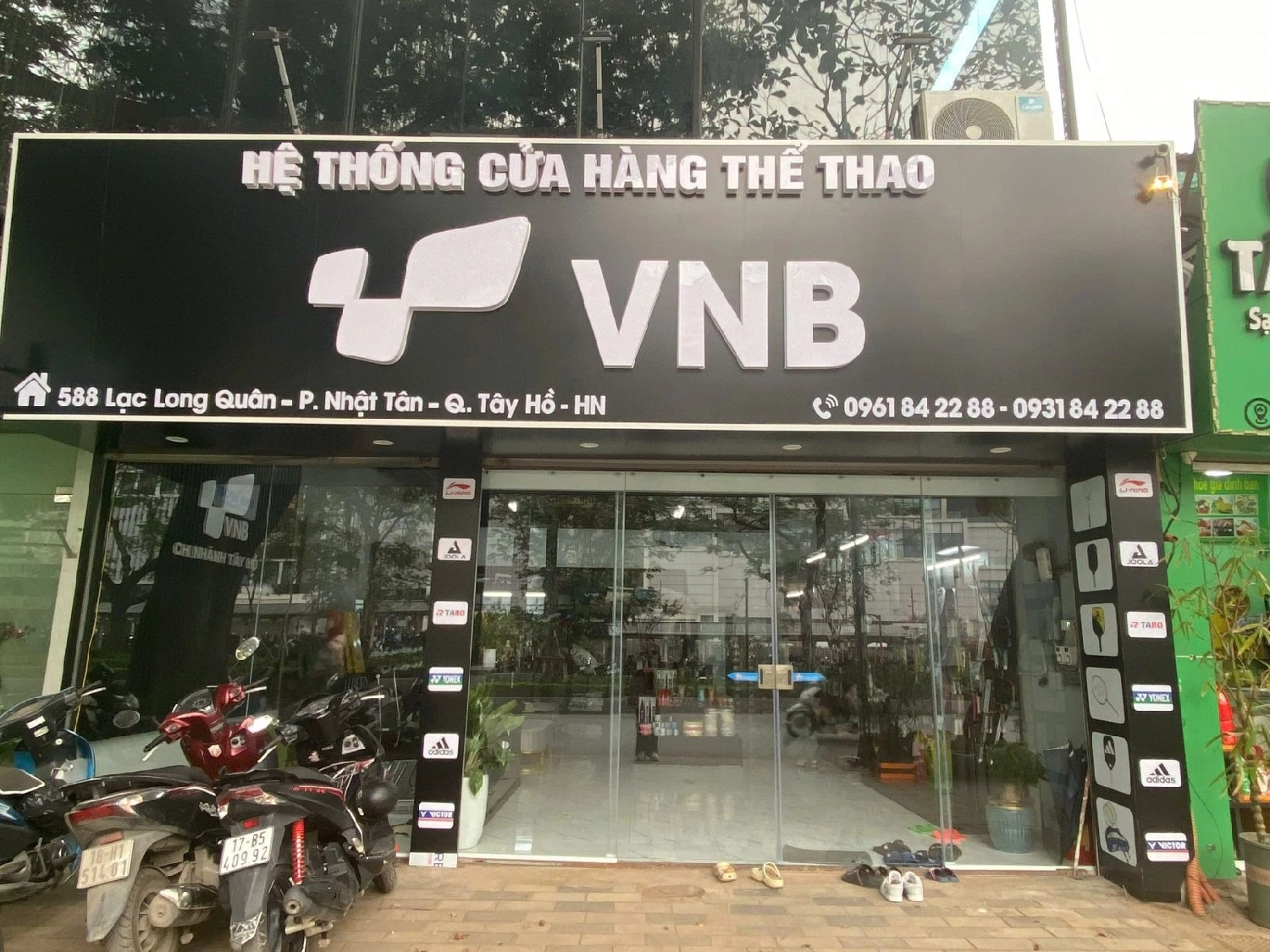 Không gian bên trong ShopVNB Tây Hồ