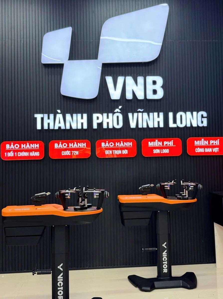 Cửa hàng thể thao VNB Vĩnh Long với khu vực cước cầu lông