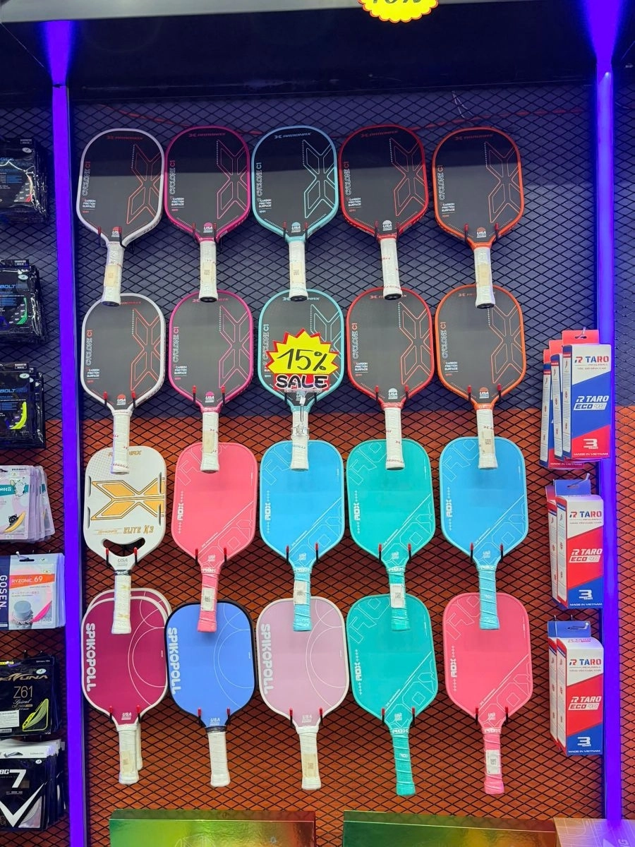 Khu vực vợt Pickleball tại VNB Rạch Giá