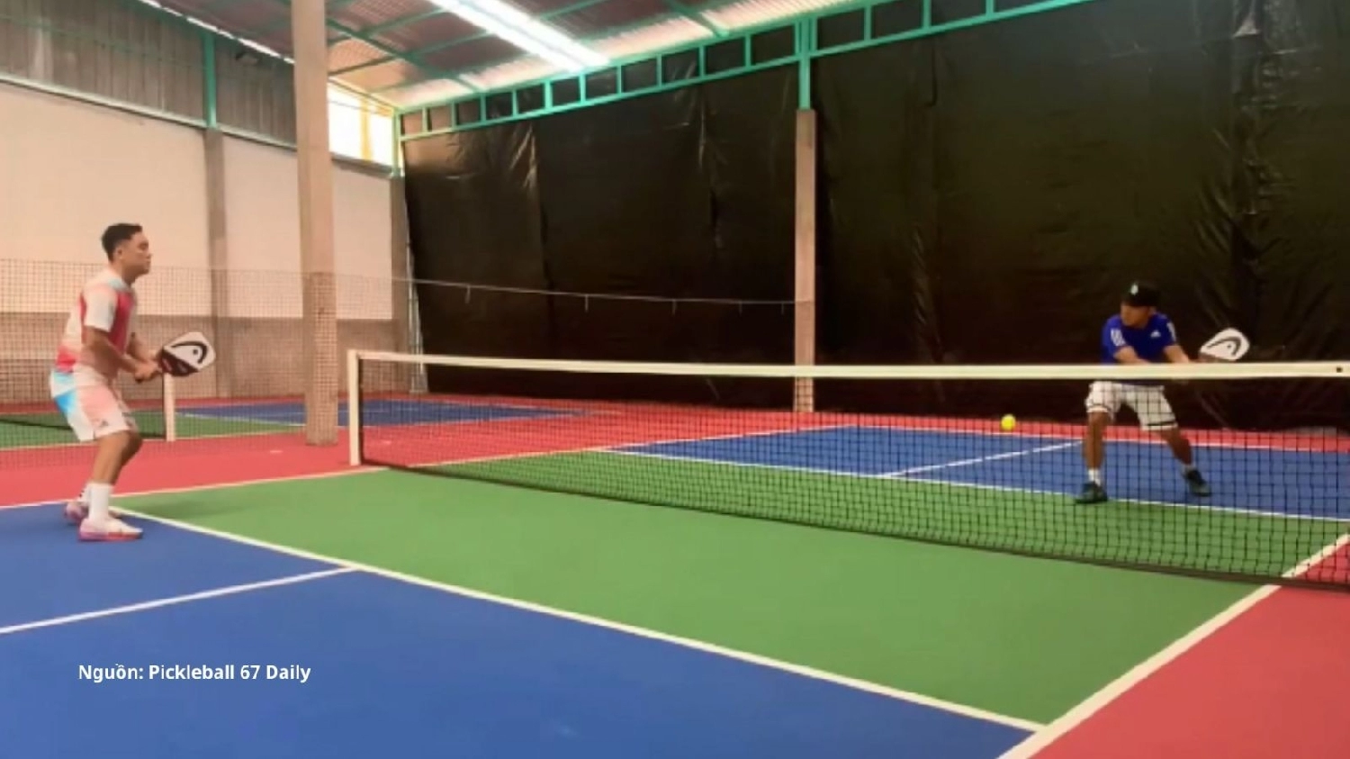 Lợi ích của việc sử dụng kỹ thuật Backhand Pickleball trong thi đấu