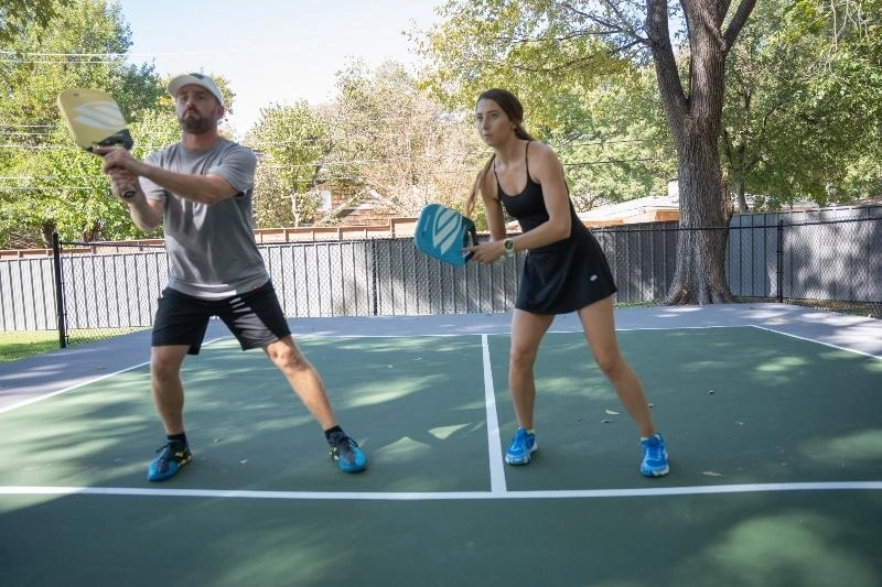Lợi ích của việc sử dụng kỹ thuật Dink "Giả vờ" trong Pickleball
