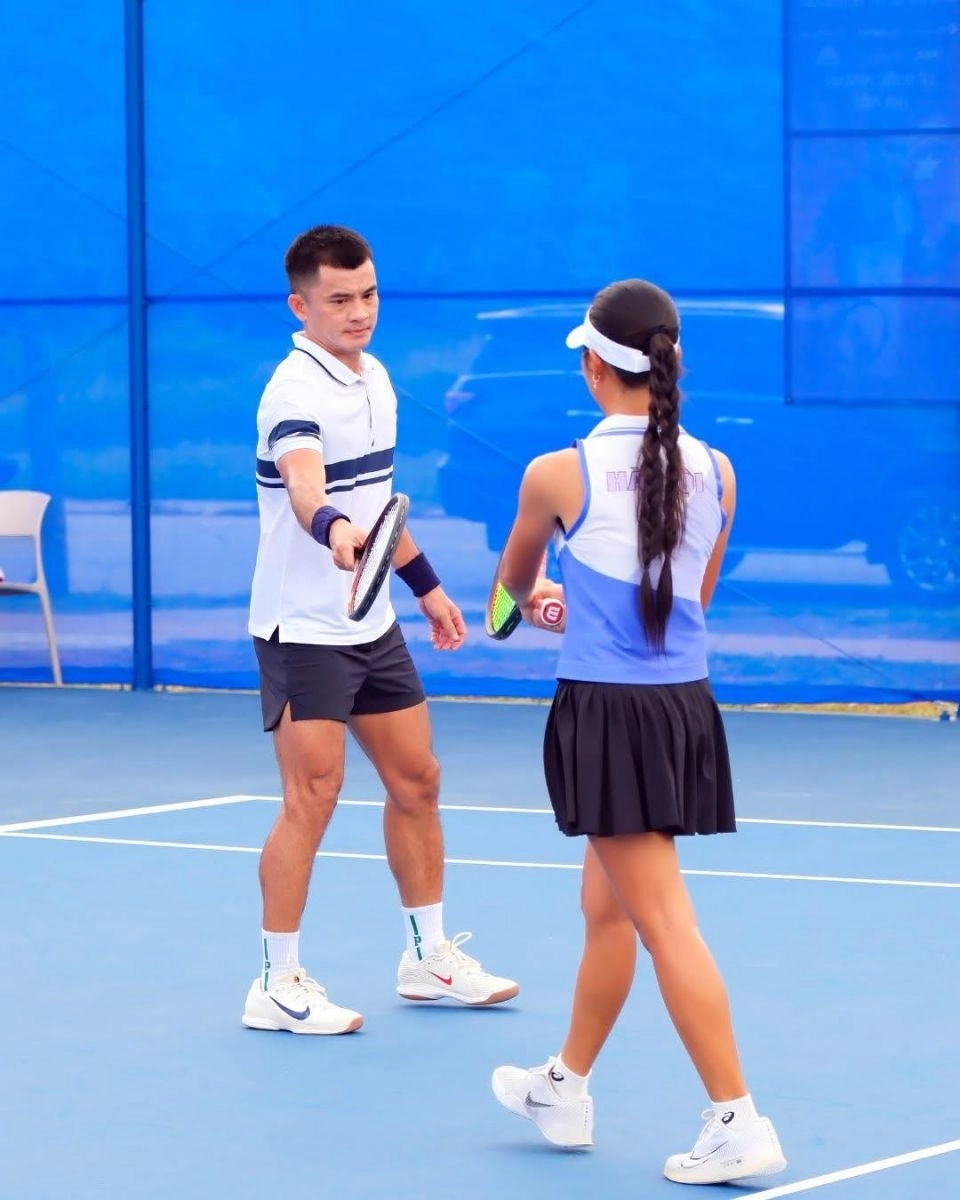  Lê Quốc Khánh  tiếp xúc với pickleball năm 2024