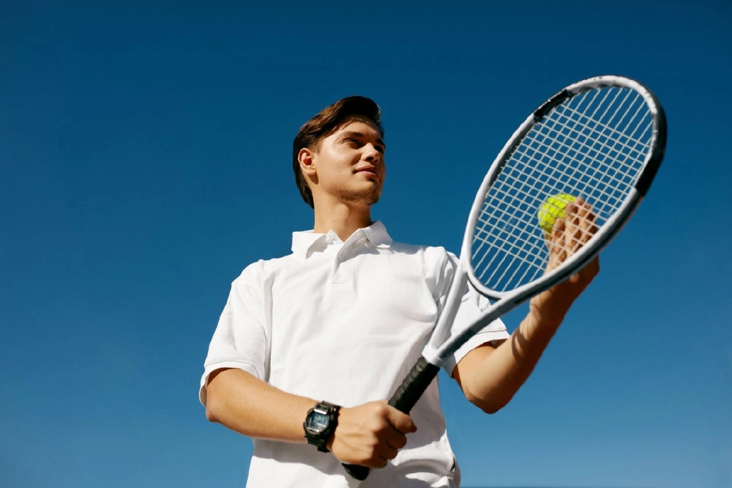 Lựa chọn vợt Tennis theo chuẩn luật chơi Tennis