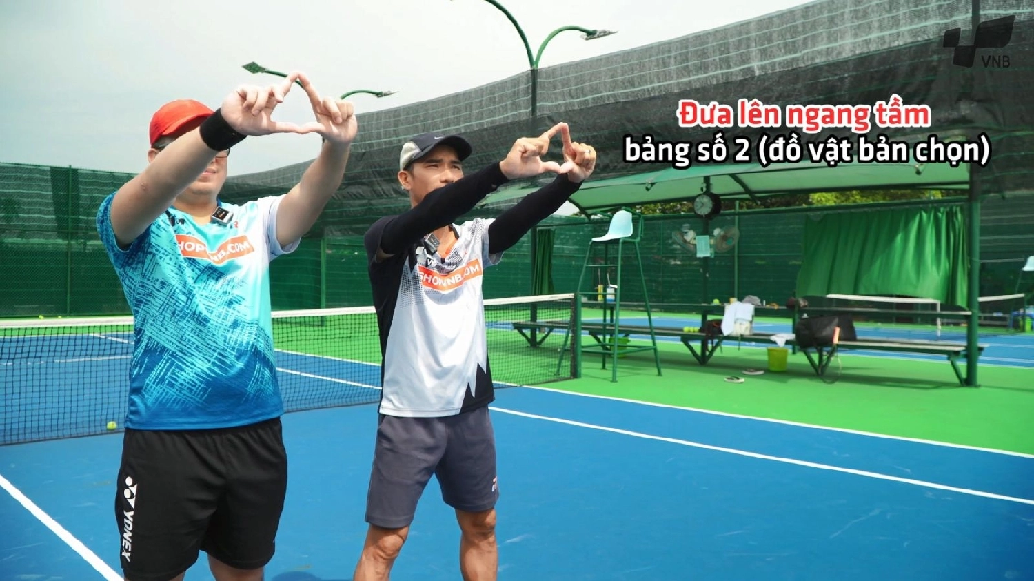 Bài tập tìm mắt thuận trong tennis