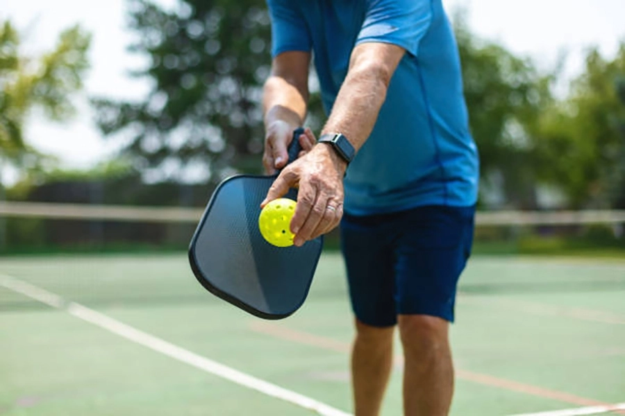 Giao bóng Nasty Nelson Pickleball