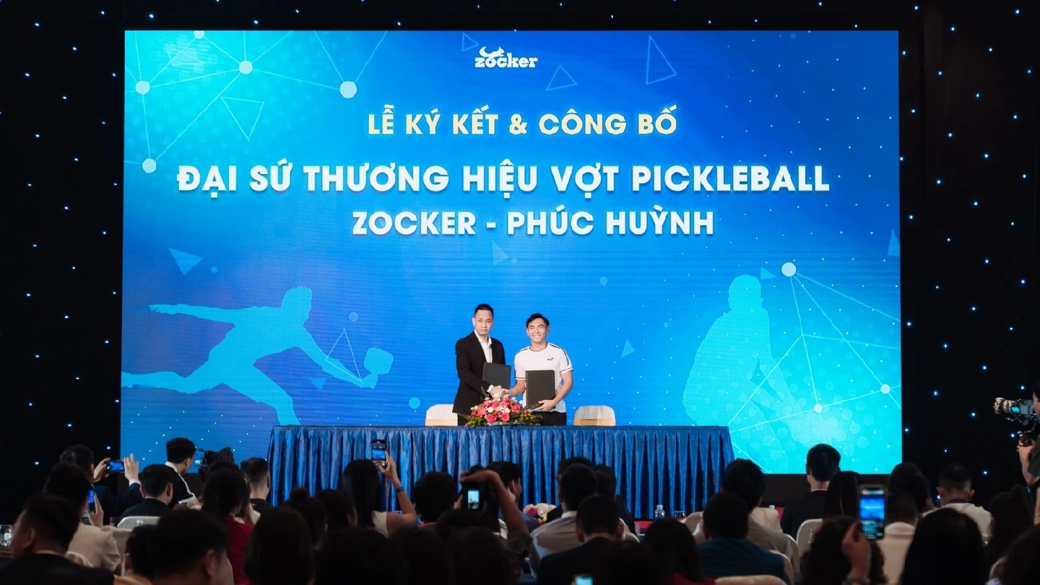 Phúc Huỳnh Pickleball hợp tác với thương hiệu vợt Zocker 
