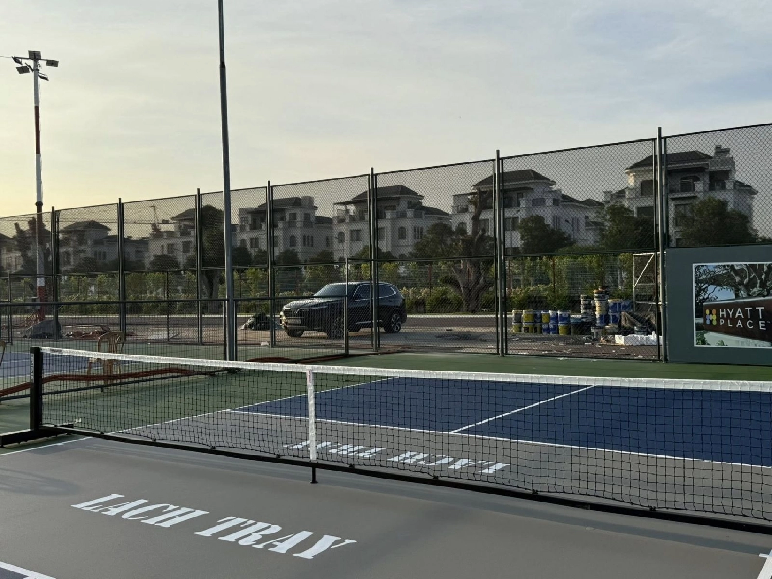Sân pickleball Lạch Tray
