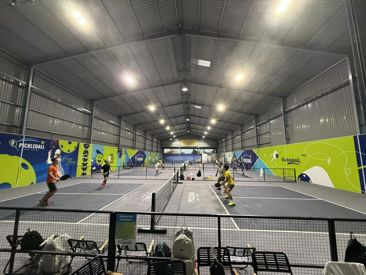 Sân pickleball long thành