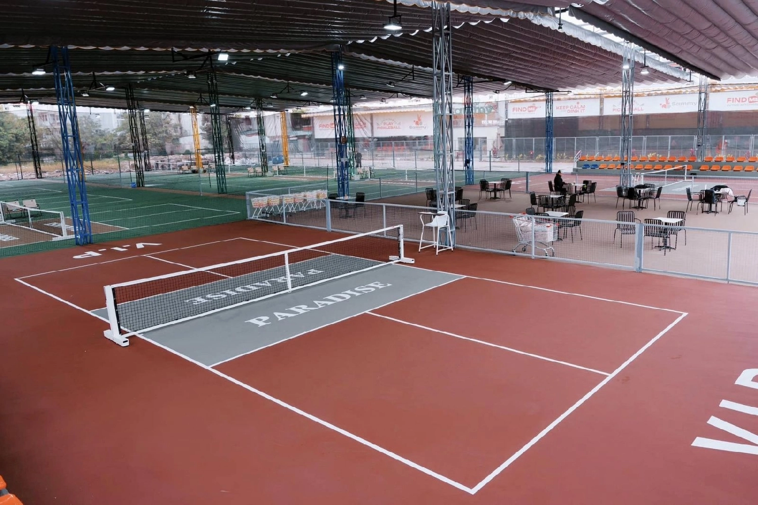 Giới thiệu về sân Pickleball Paradise Long Biên