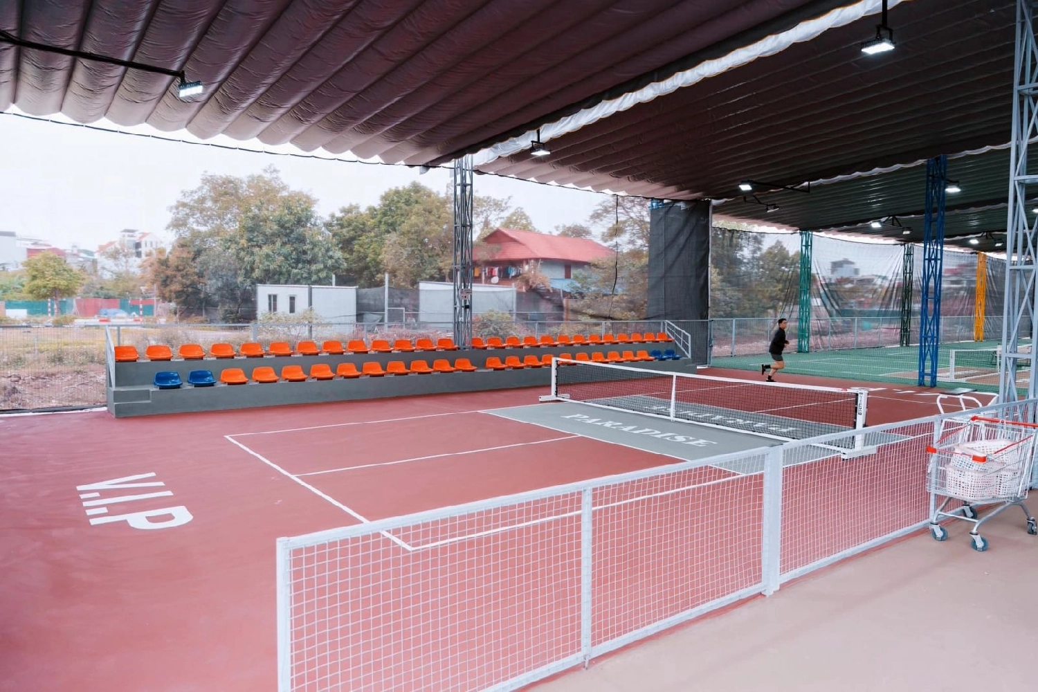Các dịch vụ tiện ích tại sân Pickleball Paradise Long Biên