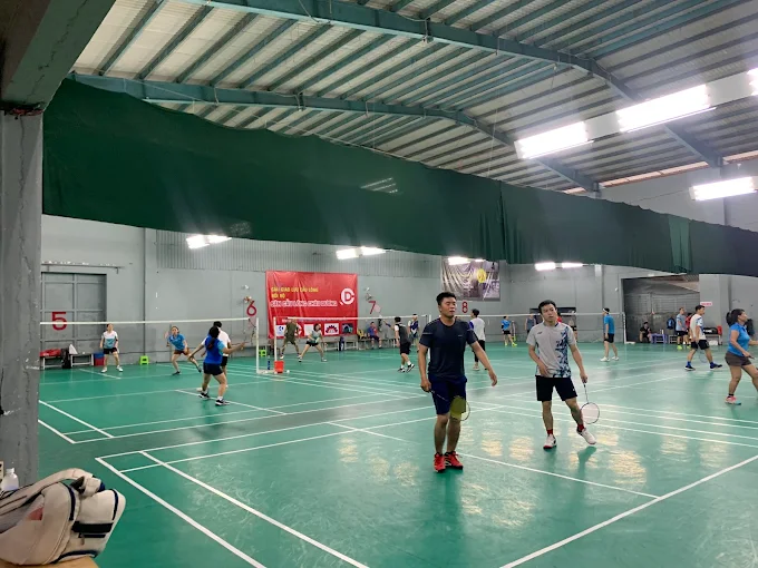 sân cầu lông Châu Dương