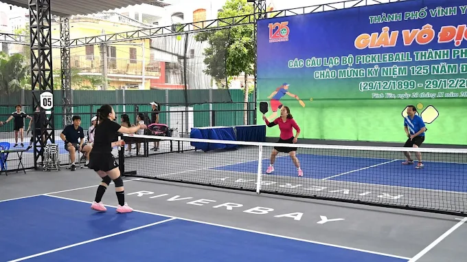 Các dịch vụ tiện ích tại sân Riverbay Pickleball Vĩnh Phúc