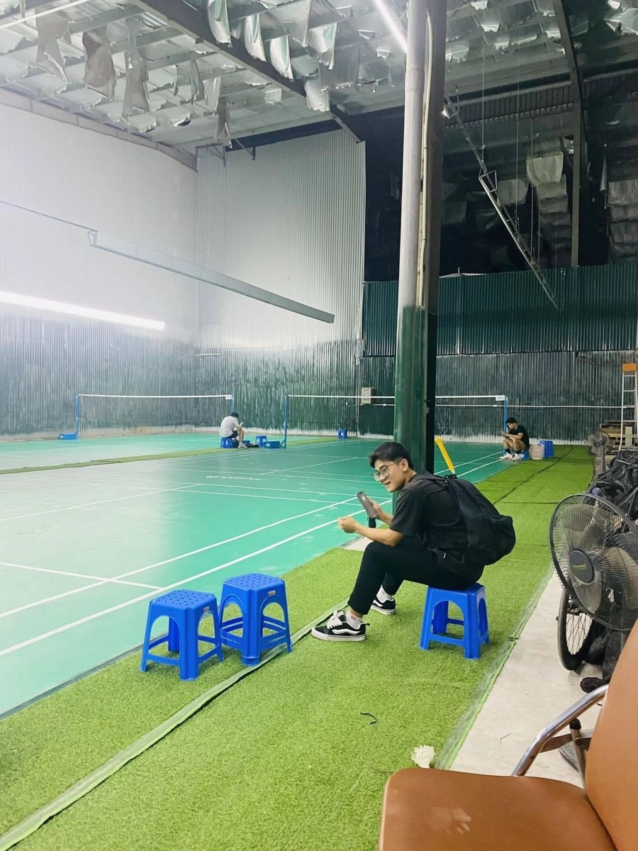 Tiện ích tại sân cầu lông 19/5