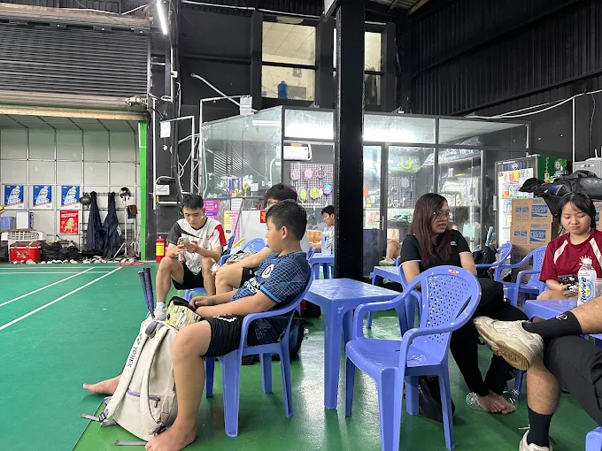Mức giá thuê sân cầu lông an bình 2