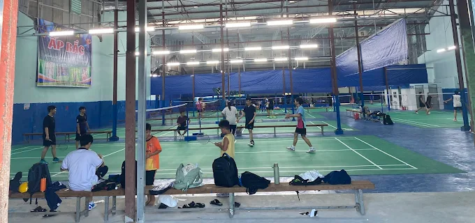 Tiện ích tại sân cầu lông ấp bắc