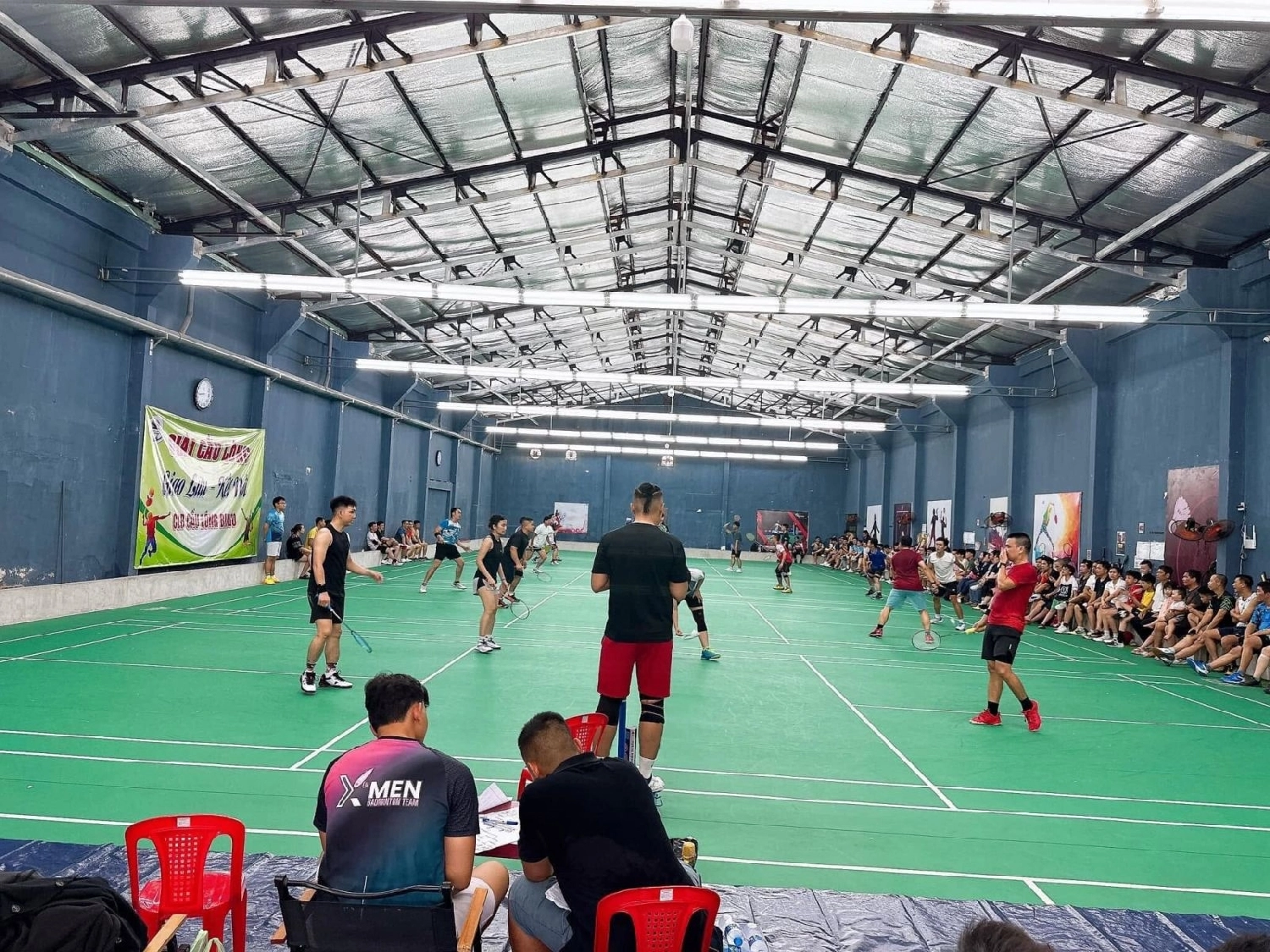 Những dịch vụ tại sân cầu lông bingo
