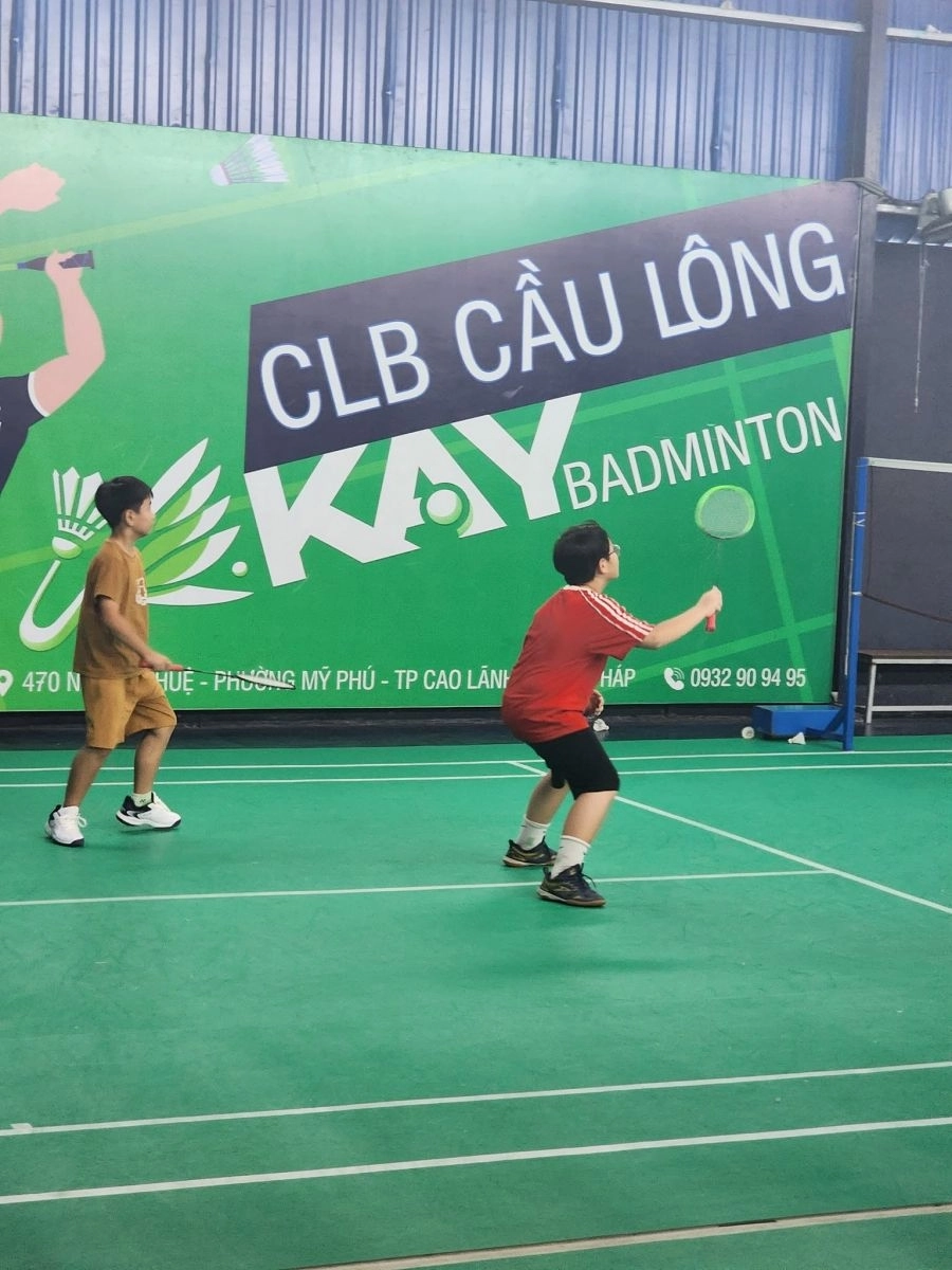 Sân cầu lông Kay badminton tại cao lãnh, đồng tháp