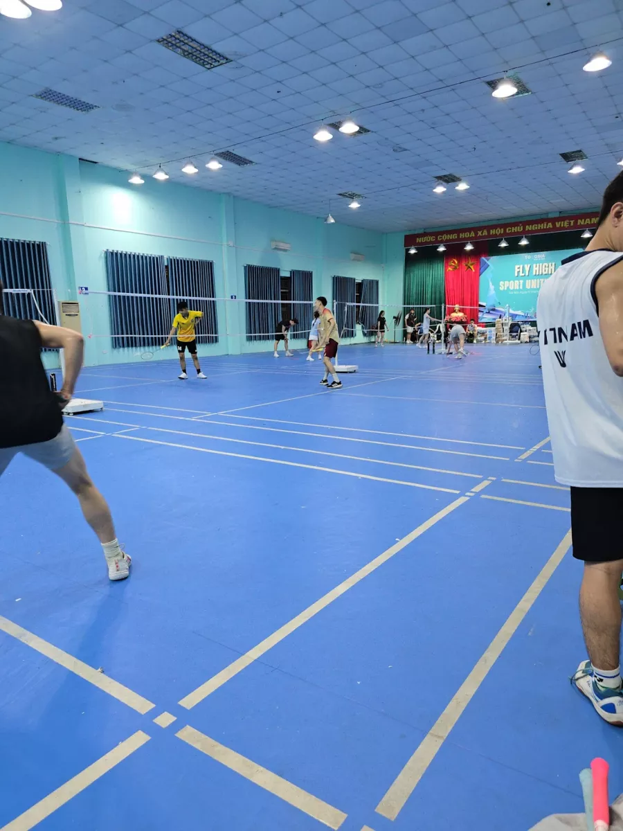 Tiện ích nổi bật tại sân cầu lông Chùa Hà