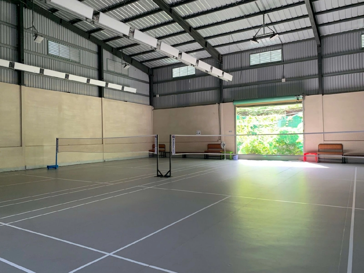 sân cầu lông City Sports