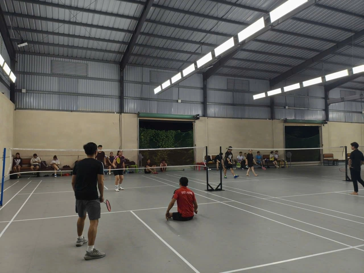 sân cầu lông City Sports