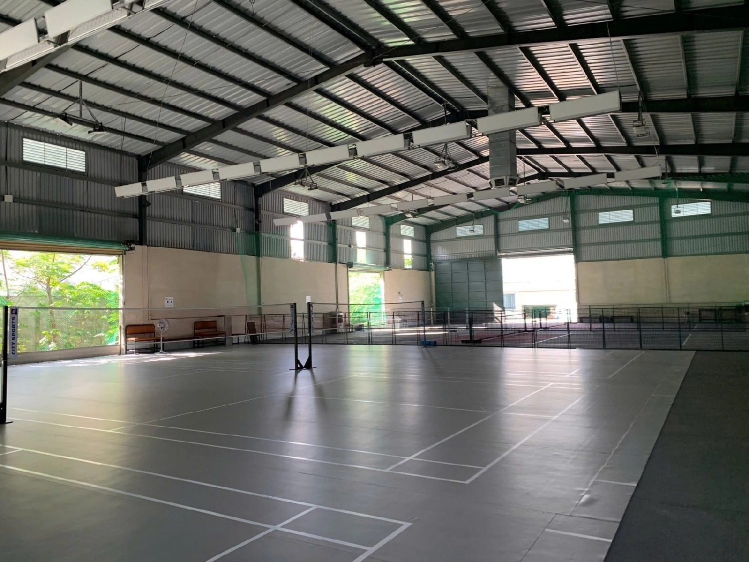 sân cầu lông City Sports