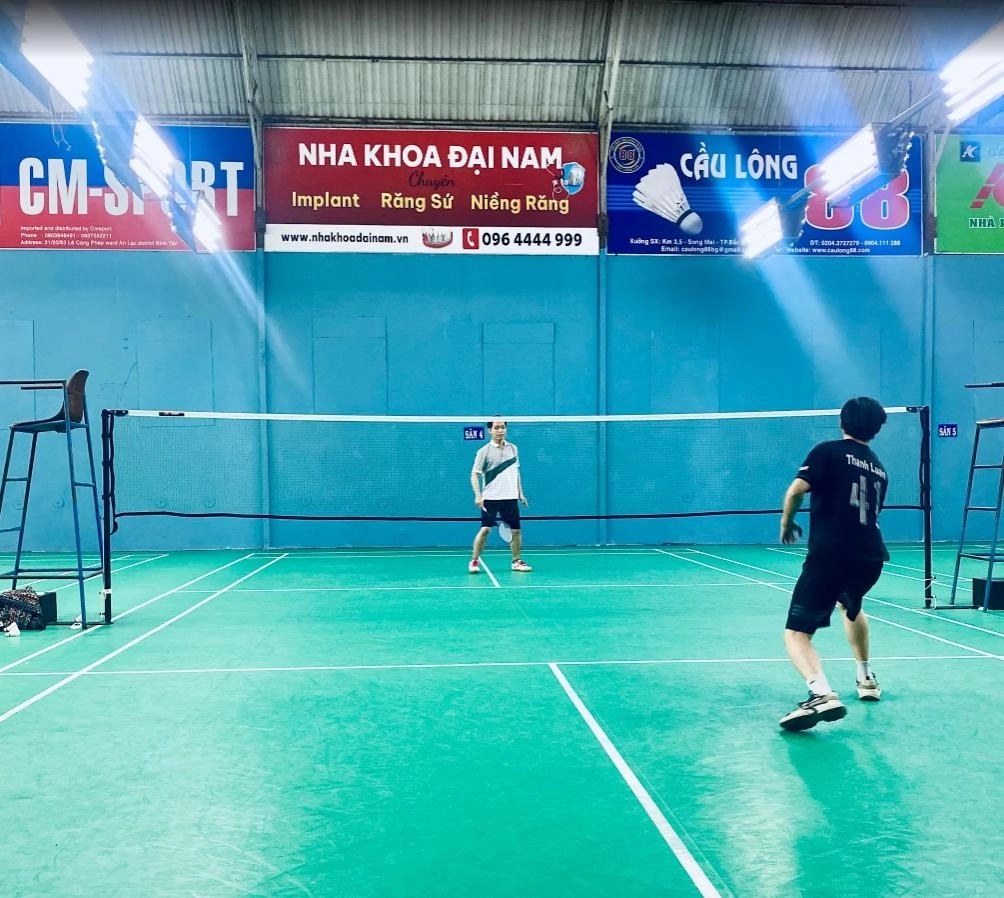 Sân cầu lông CM Sport