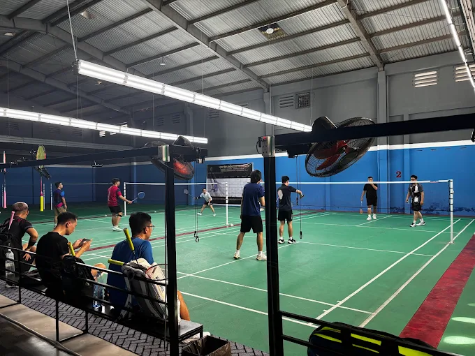  Sân Cầu Lông D-Badminton Tân Phú