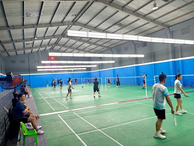  Sân Cầu Lông D-Badminton Tân Phú