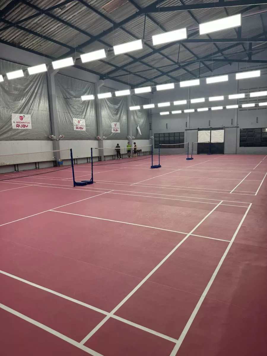 sân cầu lông D-Ruby Badminton