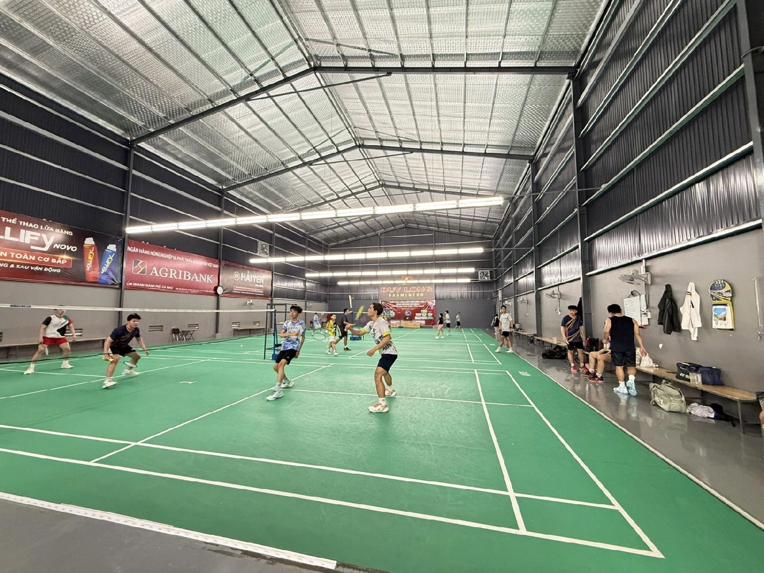 Sân cầu lông Duy Long Cà Mau