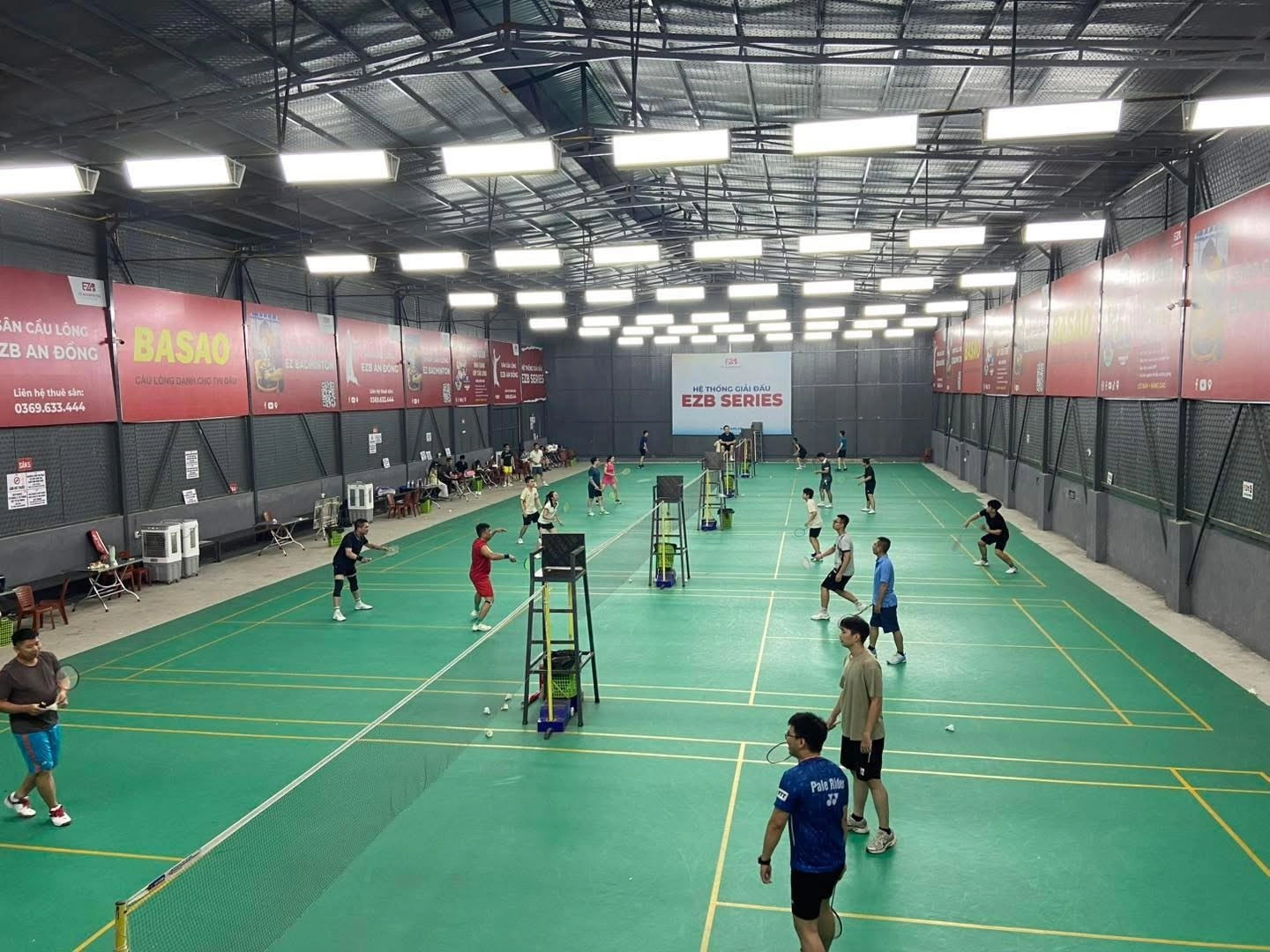Sân cầu lông EZB An Đồng Hải Phòng