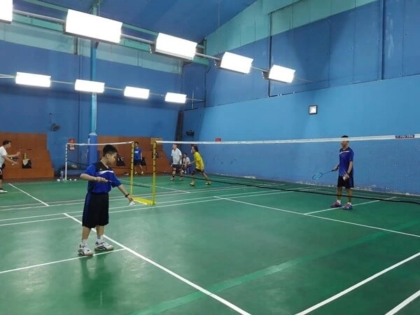 Sân cầu lông Hà Nội - 105 Láng Hạ