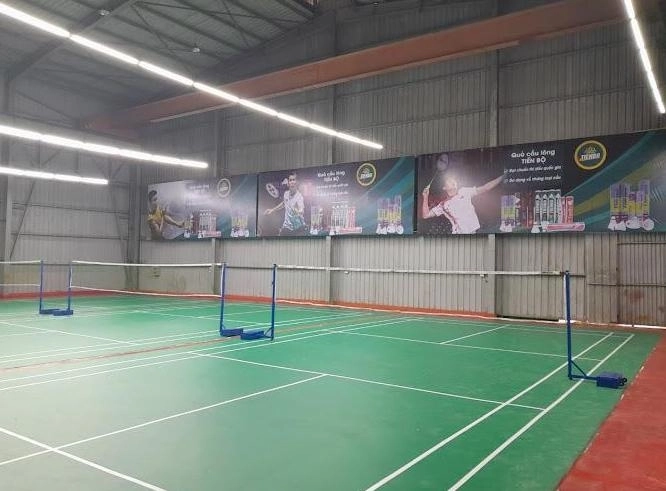 sân cầu lông hải tiến thái nguyên cung cấp đầy đủ các tiện ích